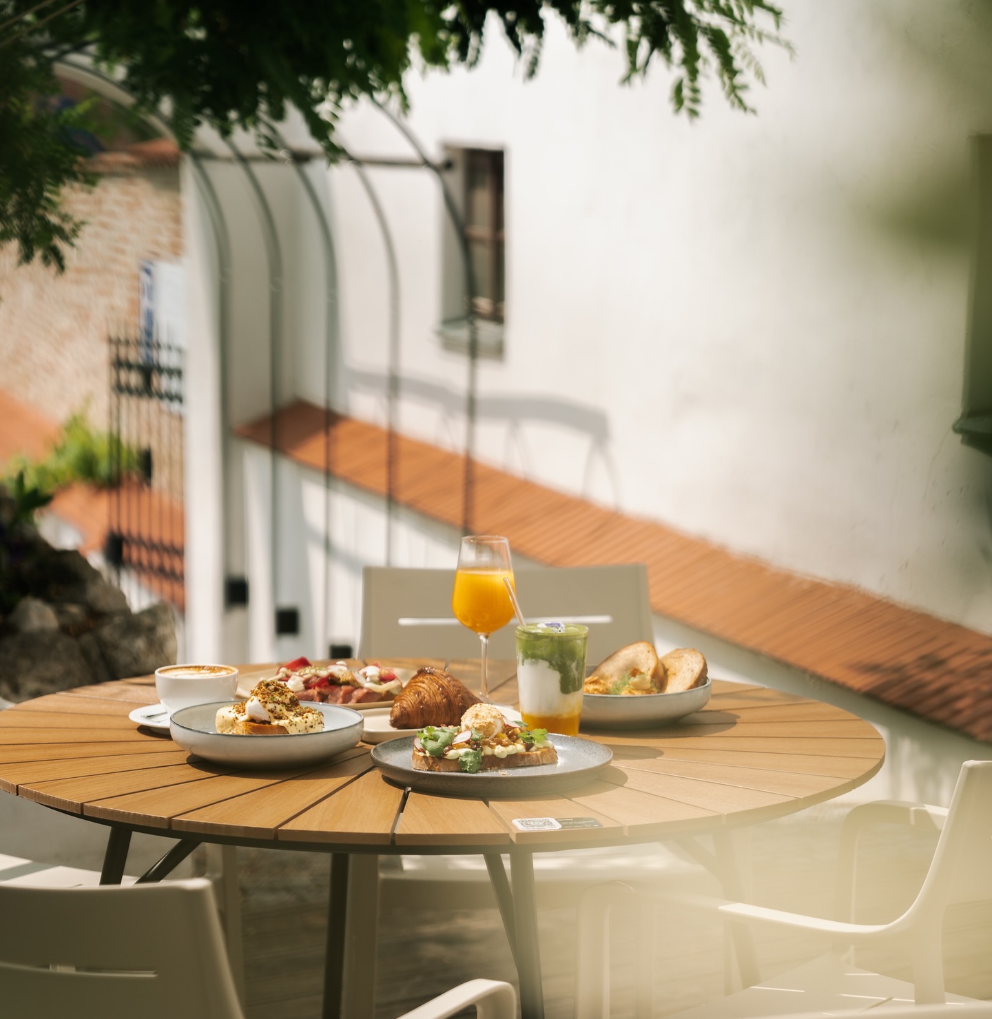 Venkovní zahrádka v Popie's 